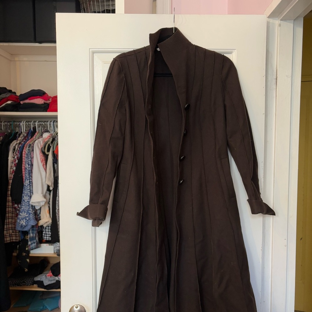 Classic Brown Trench Coat with Tailored Fit